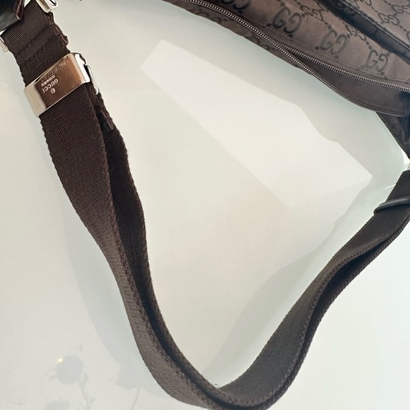 Gucci GG Monogram Nylon Brown Bag - Picture 10 of 11